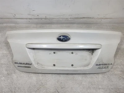 Subaru Impreza 2012-2014 sedán tapa maletero - blanco satinado Foto 1 de 4