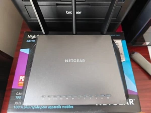 NETGEAR Nighthawk R7000 AC1900 WiFi Router - Picture 1 of 4