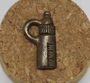 Pin Insignia Biberon. Bronze Tone. 80-90 Years. - Picture 1 of 2