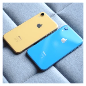 Apple iPhone XR 64GB Unlocked Verizon At&t T-Mobile Straight Talk Cricket 4G LT - Afbeelding 1 van 5