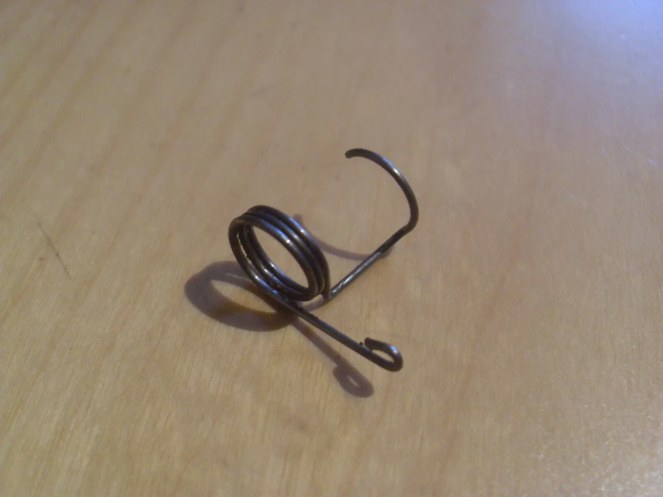 Torsion Spring dolmar 109 110 110i 111 115 Ps 43 - 52 (020117273) - Image 1 of 1