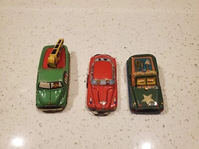 Lote De Colección De 3 Pequeños Coches De Juguete Miniatura De Lata Nomura Japón - Grúa - Jeep - Coche. Foto 1 de 4