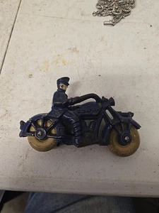 1930s Hubley Champion Motorcycle With Policeman Cast Iron Toy - Picture 1 of 8