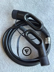 Genuine VOLVO 22kW Type 2 Public Charging Cable WARRANTY EX30 XC40 C40 V60 XC60 - Picture 1 of 8