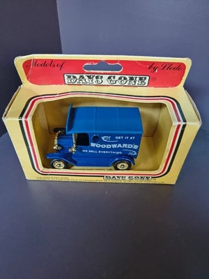 Lledo Days Gone - 1986 Model 'T' Ford Van Woodwards - image 1 of 4