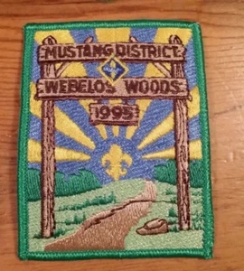 MUSTANG DISTRICT WEBELOS WOODS 1995 BOY SCOUT PATCH FREE SHIPPING - Imagen 1 de 2