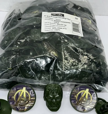 Anillos Hulk y Vengadores 144 piezas NUEVO Cupcake Toppers y Favores de Fiesta Foto 1 de 4