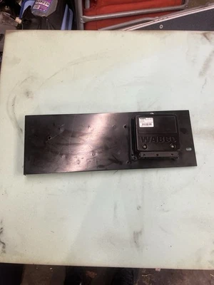 Land Rover Defender  90/110/130 td5/Tdci 2.4 Wabco ABS Module XH122C333AA ecu  - Image 1 of 4