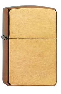 ZIPPO - BENZIN - FEUERZEUG - ARMOR® CASE - BRASS BRUSHED - MESSING - 60000850 - - Bild 1 von 2