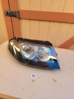 Headlights For 2001-2005 Volkswagen Passat Left and Right Side [542][543] - Image 1 of 4