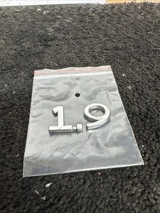 SAAB 1.9 - CAR BADGE / EMBLEM - WILL REQUIRE NEW ADHESIVE TO REAR - Picture 1 of 3