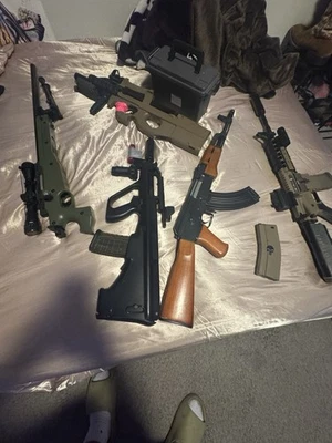 Airsoft Gun Lot - Image 1 of 3