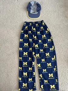 Boys U of M Flannel Pajamas Pants Michigan And Michigan Hat - Picture 1 of 5
