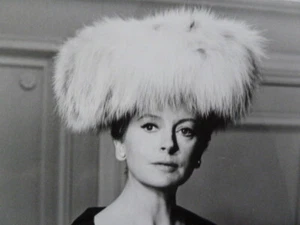 De colección Deborah Kerr Matrimonio en las Rocas Warner Bros Foto Sombrero de Piel 1965 - Imagen 1 de 4
