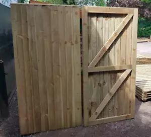More details for 6ft super heavy duty vertical board garden gate feather edge made to measure