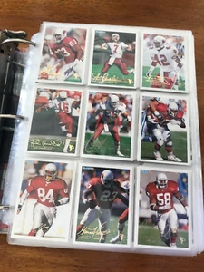 Fleer Football 1994 - Serie (1-480) Juego incompleto faltan solo (18) tarjetas - Imagen 1 de 7