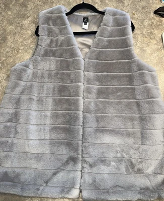 NUEVO ECHO Chaleco de Piel Sintética Suave y Acogedor Gris De Gran Tamaño Para Mujer L/XL Envío en 1 Día Foto 1 de 4