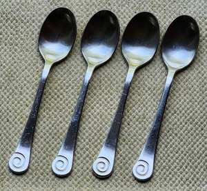 4 Place Spoons Robert Welch AMMONITE SATIN 18/10 Stainless China Shell Table 7.5 - Picture 1 of 5