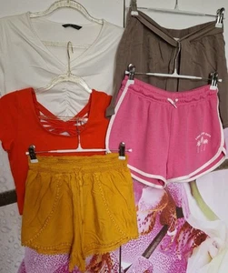 NICE SUMMER HOLIDAY BUNDLE 5xGIRL TOPS T-SHIRTS SHORTS OUTFITS SET 12/13 Y 13 Y - Picture 1 of 9