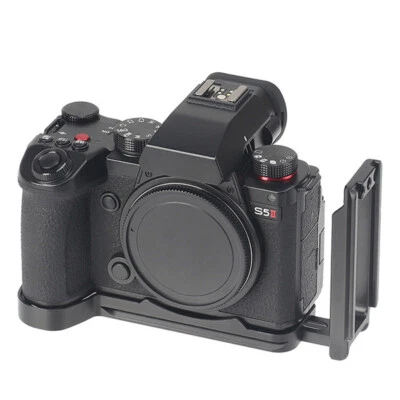 Camera L Bracket for Panasonic Lumix S5 II/G9 II Hand Grip Quick Release Plate - Image 1 of 4
