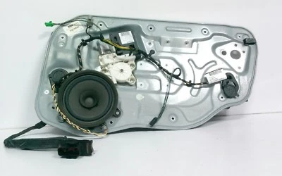 Volvo S40 V50 2005-2007 panel interior derecho regulador delantero y motor OEM 8679081 Foto 1 de 4