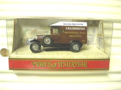 Matchbox Yesteryear Y19 1929 Morris Van Sainsbury Silver 12SpokeWhls 1Hole Base  - Image 1 of 4