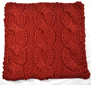 Pottery Barn Colossal Handknit 24x24 Square Pillow Cover Cardinal Red NEW - Picture 1 of 11