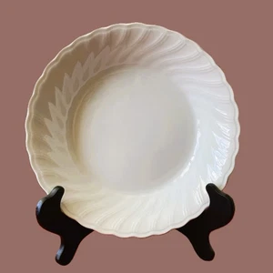 VTG Nichinan La Seine White Hostess Vegetable Bowl Japan Embossed Swirl Scallope - Picture 1 of 7