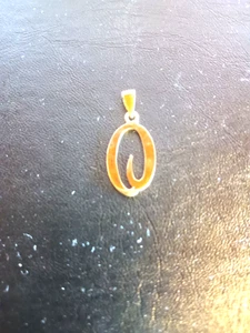 NEW Solid 9ct Gold Pendant INITIAL O, 9ct Gold Birthday or Anniversary Gift, NEW - Picture 1 of 4