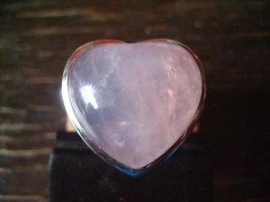 atemberaubender Designer Herz Ring riesiges Rosenquarz Herz 925er Silber wie neu - Picture 1 of 3