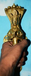 Manija de puerta de sirena de latón dorado serpiente náutica cabeza de reina corona puerta Dec AU81 - Imagen 1 de 3