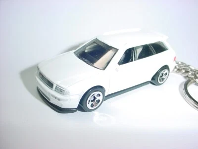 LO ÚLTIMO 3D BLANCO AUDI AVANT RS2 LLAVERO PERSONALIZADO Llavero Llave BLING 1994 Hot Wheels Foto 1 de 3