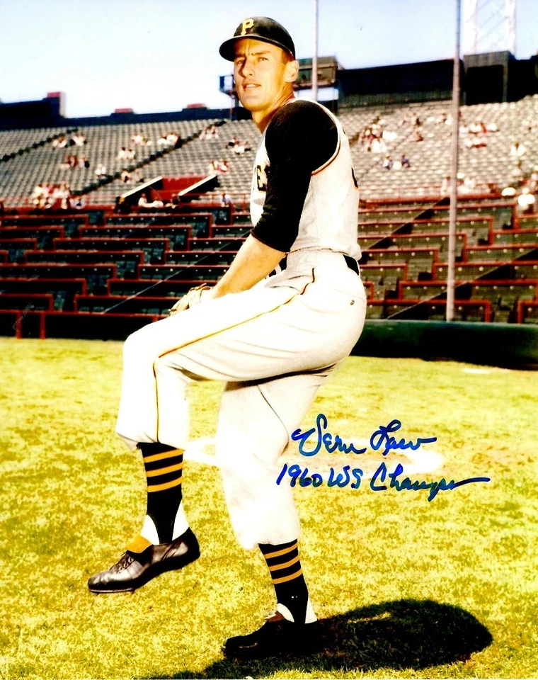 Foto firmada 8x10 VERN LAW 1960 WS CHAMPS Piratas de Pittsburgh - Certificado de autenticidad  Foto 1 de 1