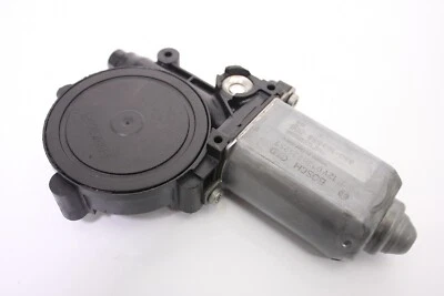 Оригинальный мотор со стеклом со стороны правого пассажира для Porsche 911 964 & 993 BOSCH 91162401443 - Изображение 1 из 4