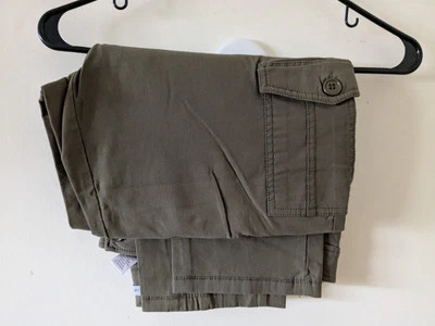 Jeggings Fashion Bug Plus 22W verde militar fatiga Foto 1 de 3