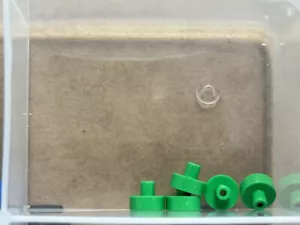 LEGO Parts - Bright Green Tile, Round 1 x 1 Bar Pin Holder - No 20482 - QTY 5 - Picture 1 of 1