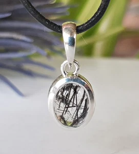 SCHMUCK-STCK ANHÄNGER Turmalinquarz RUTIL QUARZ Öse Nadeln Schörl - Picture 1 of 3