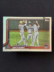 2025 Topps Series 1 - Flying High - #297 Sand Glitter Parallel - Picture 1 of 2