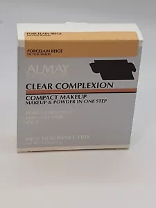 Almay Clear Complexion Compact Makeup - Porcelain Beige - Picture 1 of 2