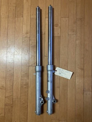 Оригинальная передняя вилочная подвеска 1986 1987 1988 Kawasaki KDX200 доставка в тот же день - Изображение 1 из 4