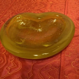 VINTAGE BLENKO GLASS BOWL FREE FORM ASHTRAY ORANGE YELLOW GLASS DECOR MCM - Picture 1 of 8