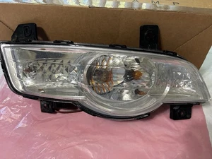 2009–2012 Chevy Traverse Passenger Side Corner Turn Signal Light Lamp RH OEM - Picture 1 of 15