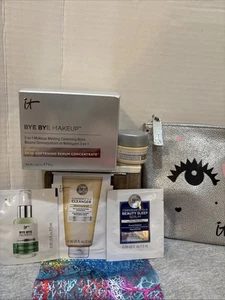 It Cosmetics Bye Bye Makeup 3 in 1 Cleansing Balm W/ Free samples & Cosmetic Bag - Picture 1 of 9