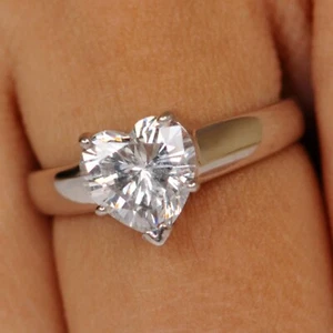 D/VVS1 2.50 Carat Heart Shape Solitaire Engagement Ring In 14KT White Gold - Picture 1 of 6