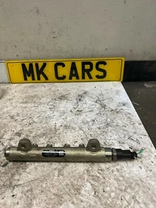 Renault Espace fuel rail with sensor 8200347593 genuine 2.2 dCi 2003 - Picture 1 of 2