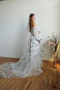 Sample Wildflower Bridal Dress Flower Floral Wedding Dresses Unique Small Tail - Picture 1 of 10