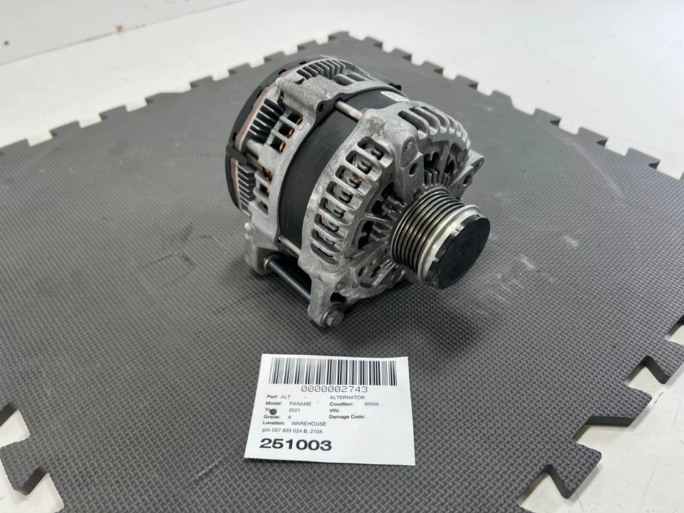 PORSCHE PANAMERA 4S 2017-2023 MOTOR 2,9 L ALTERNADOR GENERADOR OEM Foto 1 de 4