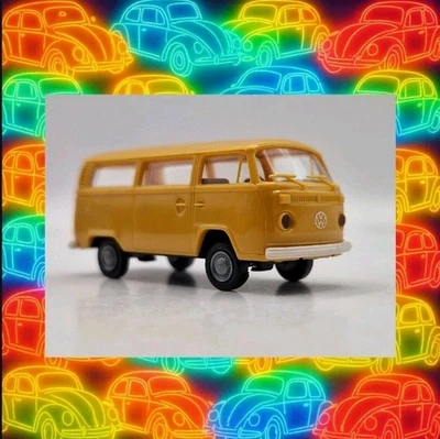 Brekina VW Bus Bulli T2 Orange 1:87  Transporter Van Volkswagen Retro Vintage  - Bild 1 von 4