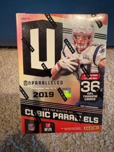 NFL Panini 2019 Unparalleled Football Trading Card BLASTER Box [6 confezioni] - Foto 1 di 3