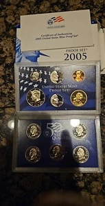 2005 S Uncirculated Proof set includes 10 coins, Mint Condition. Low Bid. - Picture 1 of 2
